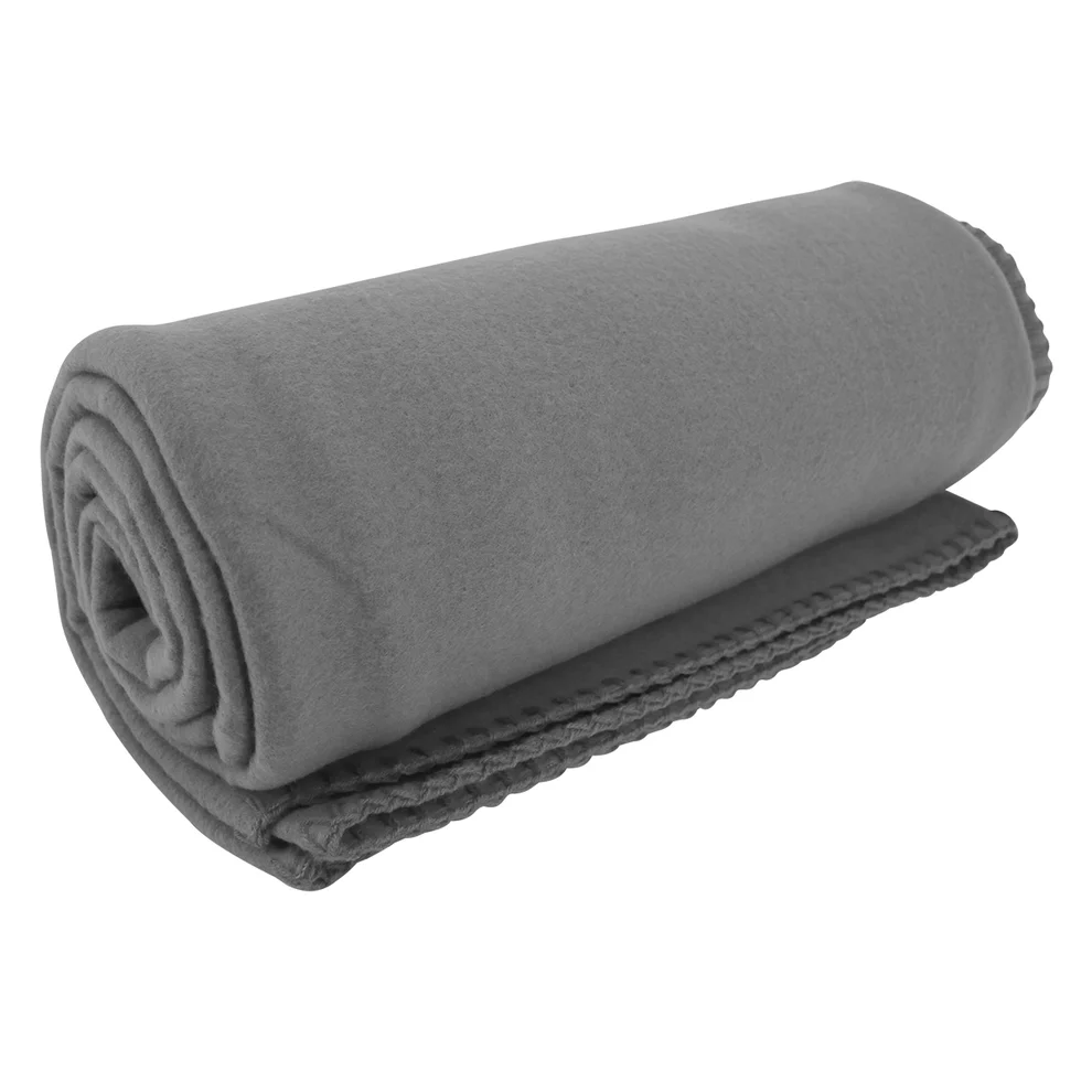 B8711 Value Fleece Blanket